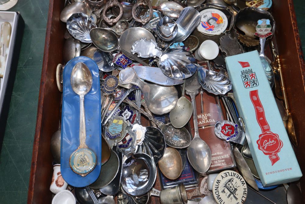 A box of assorted commemorative spoons etc. and sundry jewellery